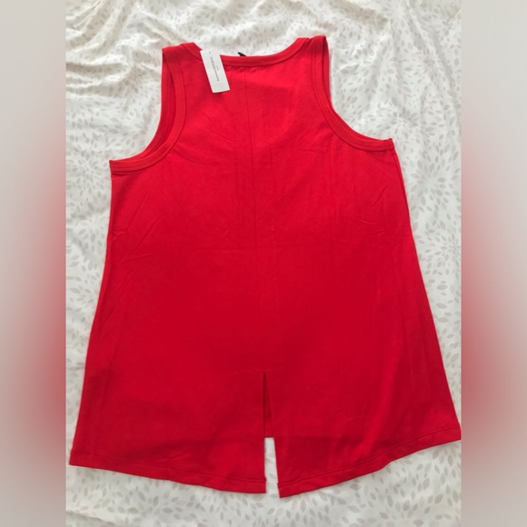 Beautiful Banana Republic Red Top! New with Tags! - Picture 7 of 12